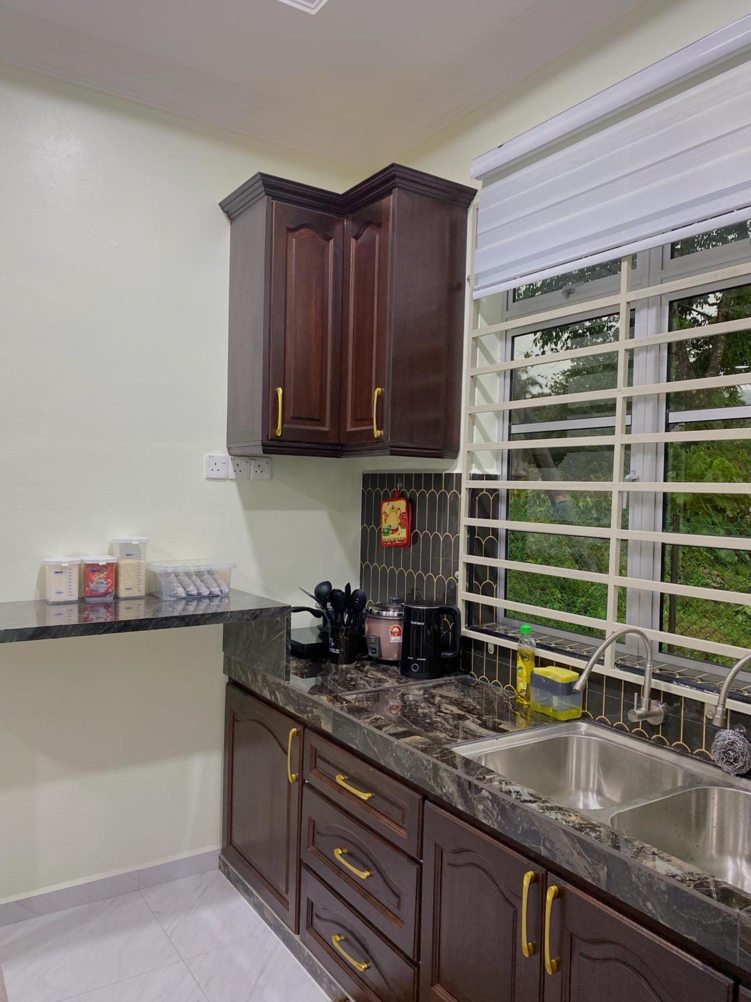 Nsjay Guest House Kampong Gong Balai Екстериор снимка