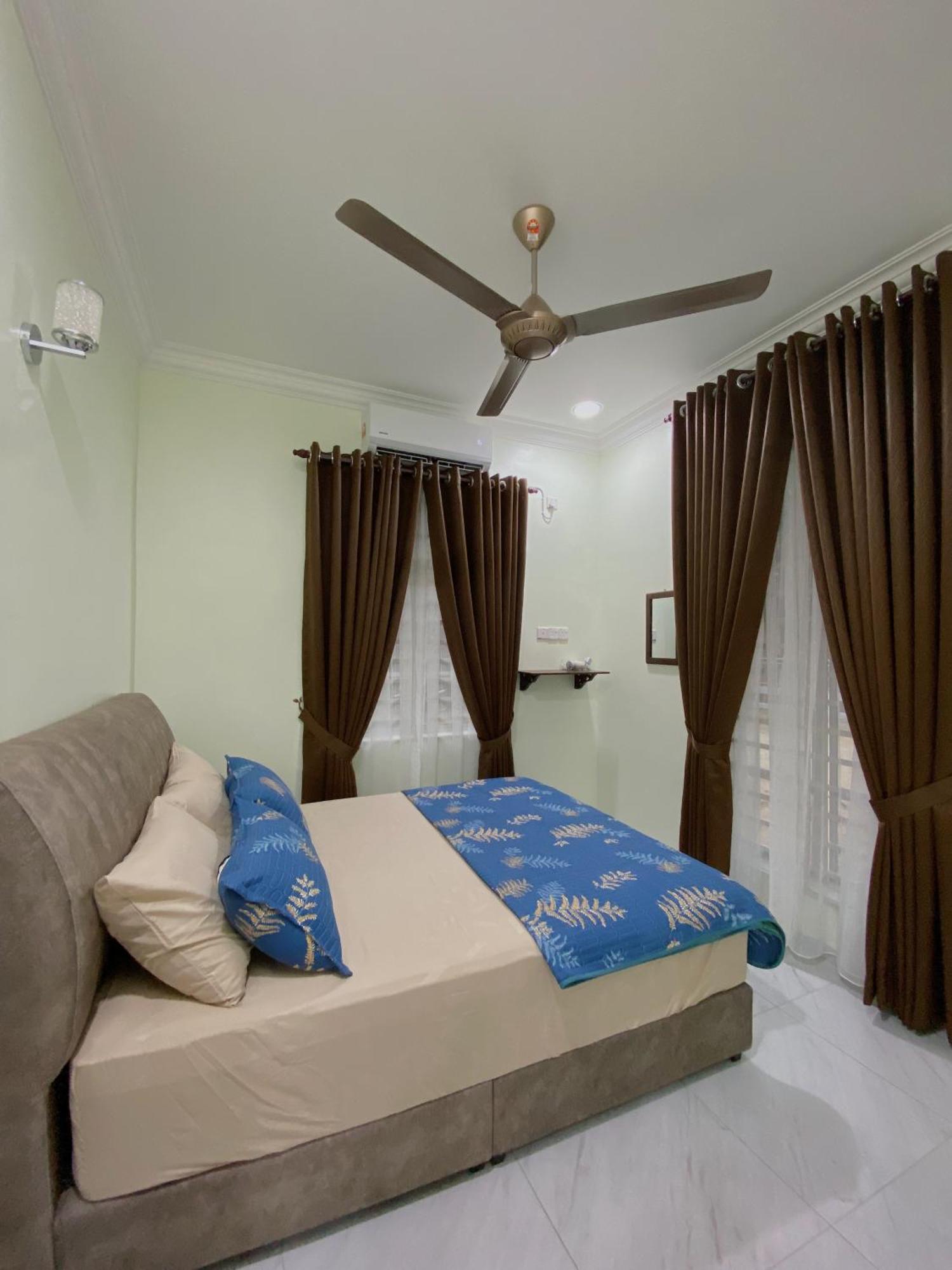 Nsjay Guest House Kampong Gong Balai Екстериор снимка